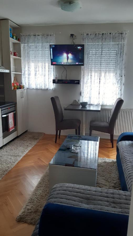 Apartman Luna Apartment Валево Екстериор снимка