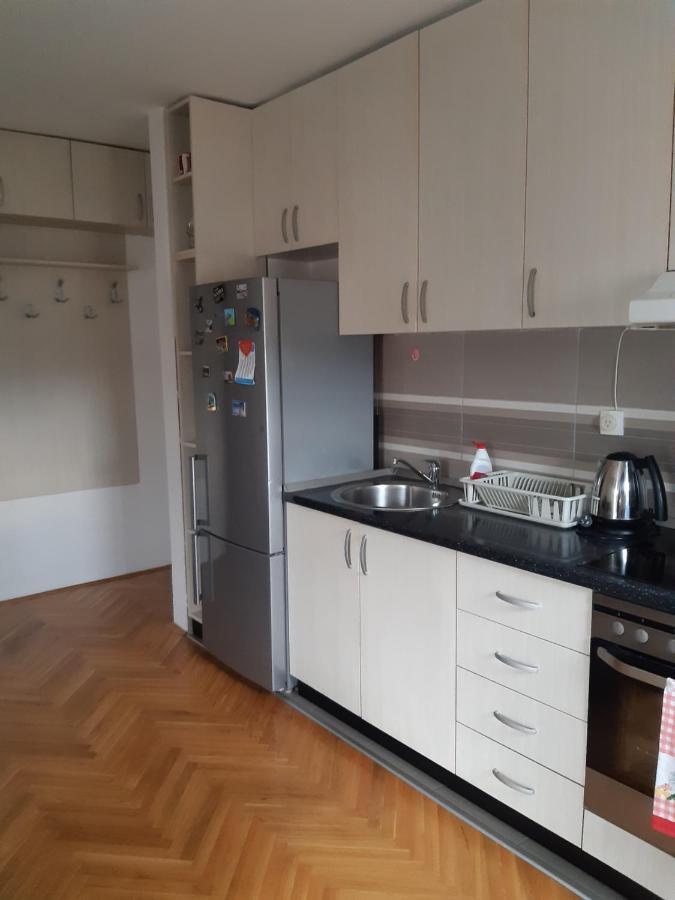 Apartman Luna Apartment Валево Екстериор снимка