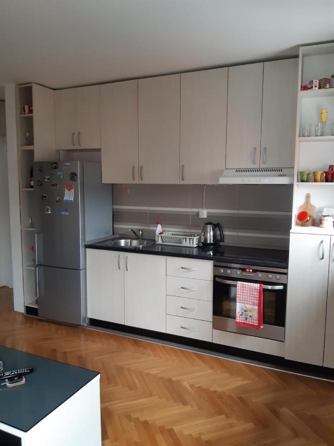 Apartman Luna Apartment Валево Екстериор снимка